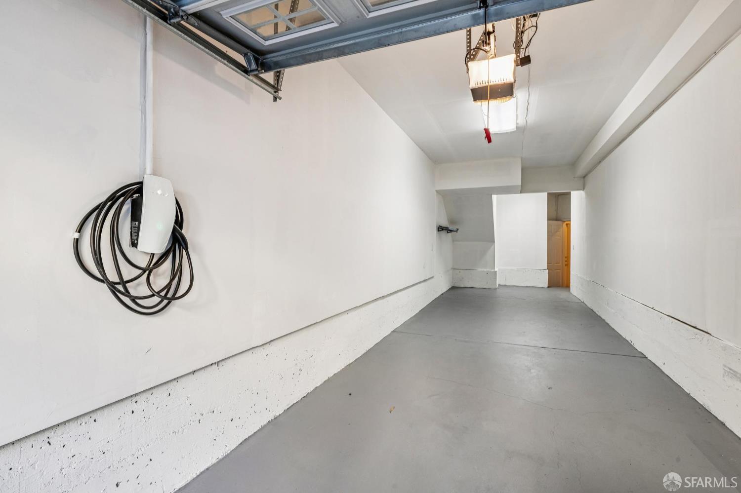 Photo #50: 425091702 Listing: Photo #50