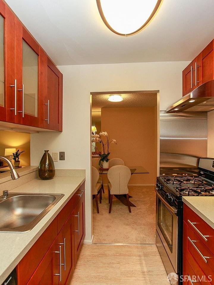 Detail Gallery Image 4 of 14 For 950 Duncan St 201e,  San Francisco,  CA 94131 - 2 Beds | 1 Baths