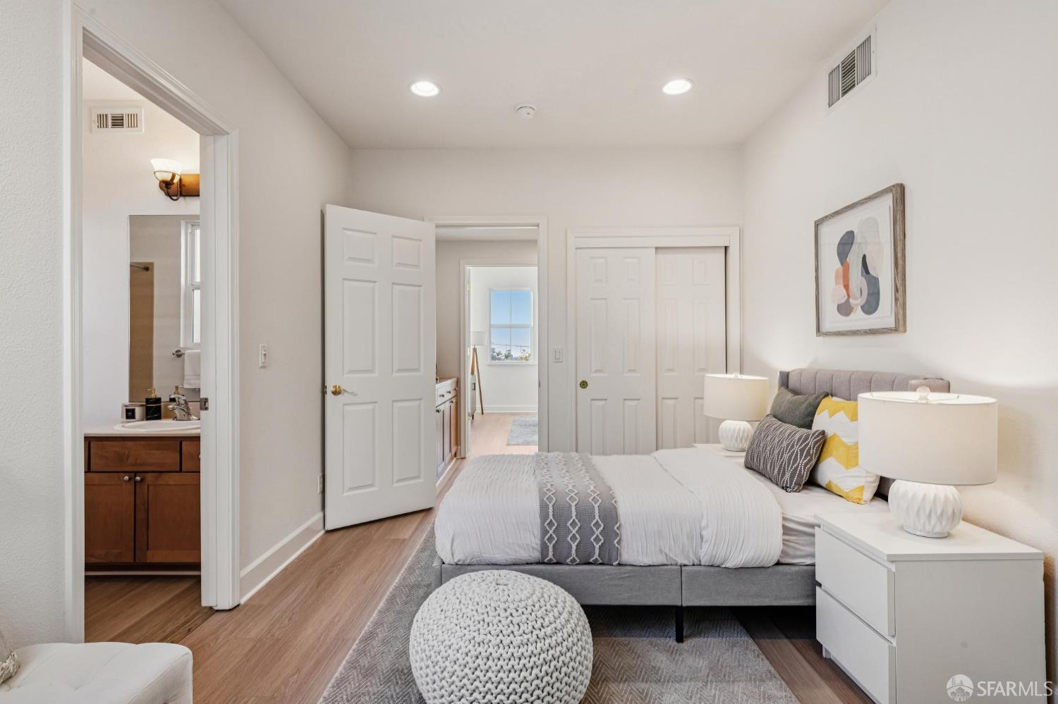 Photo #37: 425091702 Listing: Photo #37