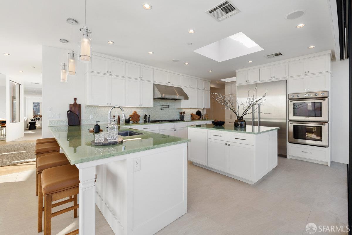 Detail Gallery Image 16 of 58 For 455 Vallejo St Ph7,  San Francisco,  CA 94133 - 3 Beds | 3/2 Baths