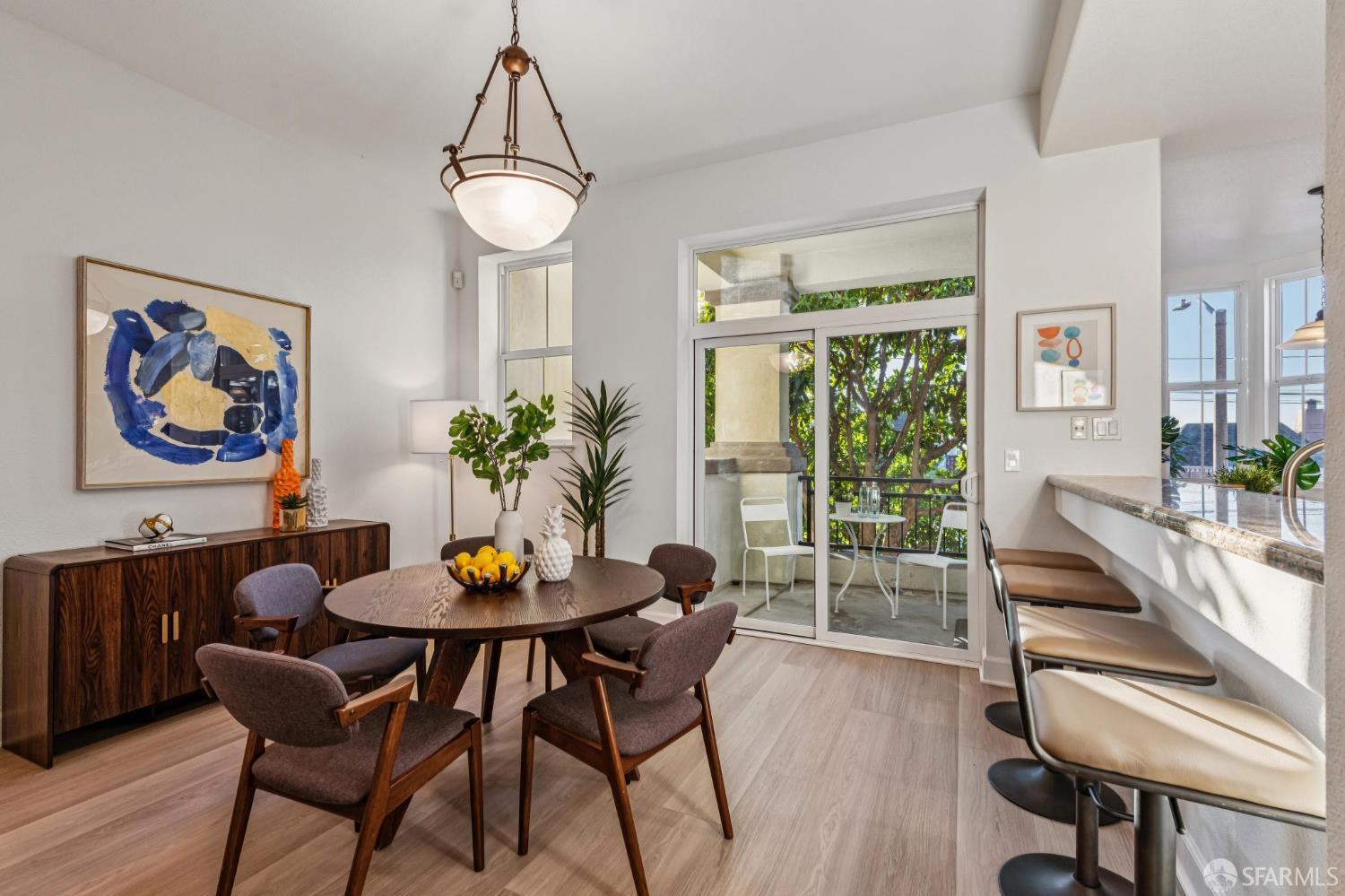 Photo #10: 425091702 Listing: Photo #10