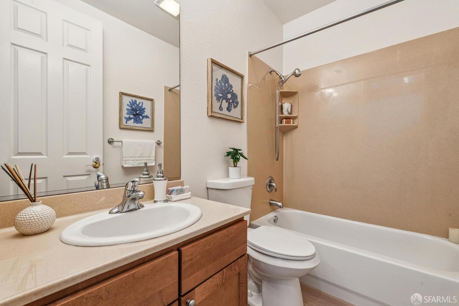 Photo #41: 425091702 Listing: Photo #41