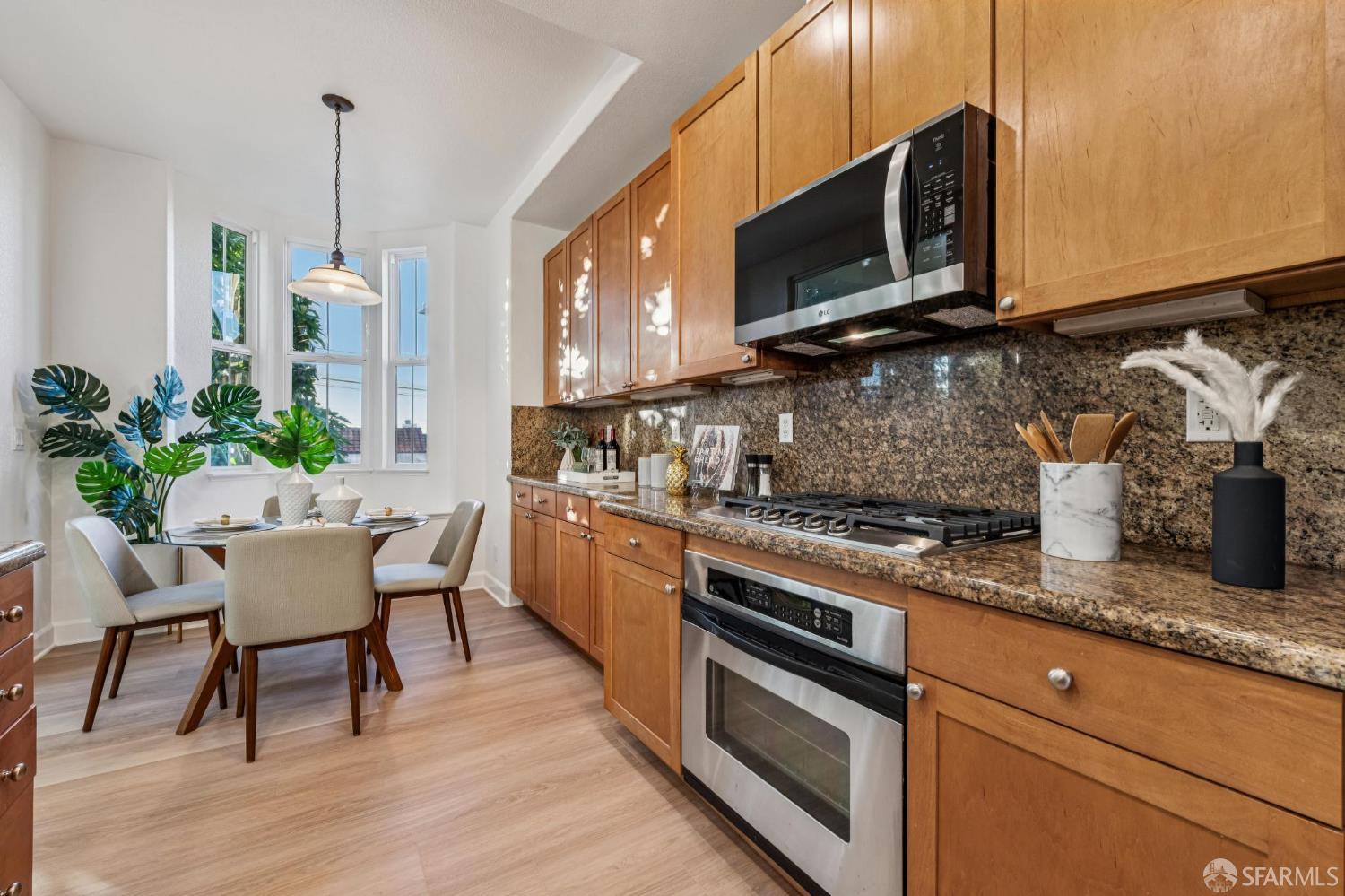 Photo #16: 425091702 Listing: Photo #16