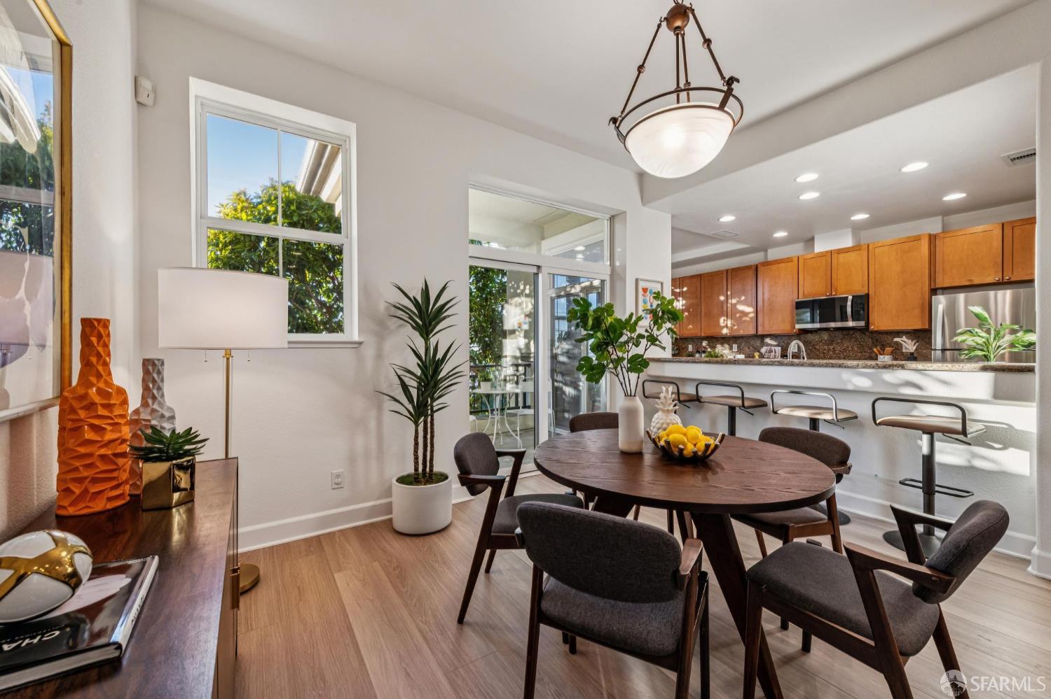 Photo #11: 425091702 Listing: Photo #11