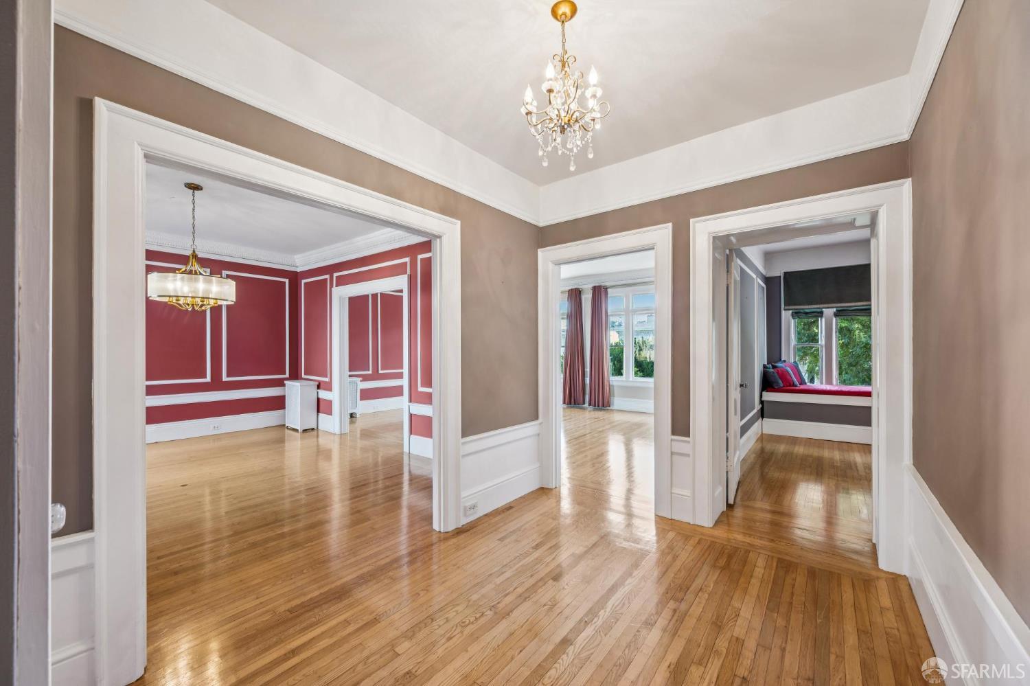 Detail Gallery Image 6 of 25 For 189 Commonwealth Ave #3,  San Francisco,  CA 94118 - 3 Beds | 1/1 Baths