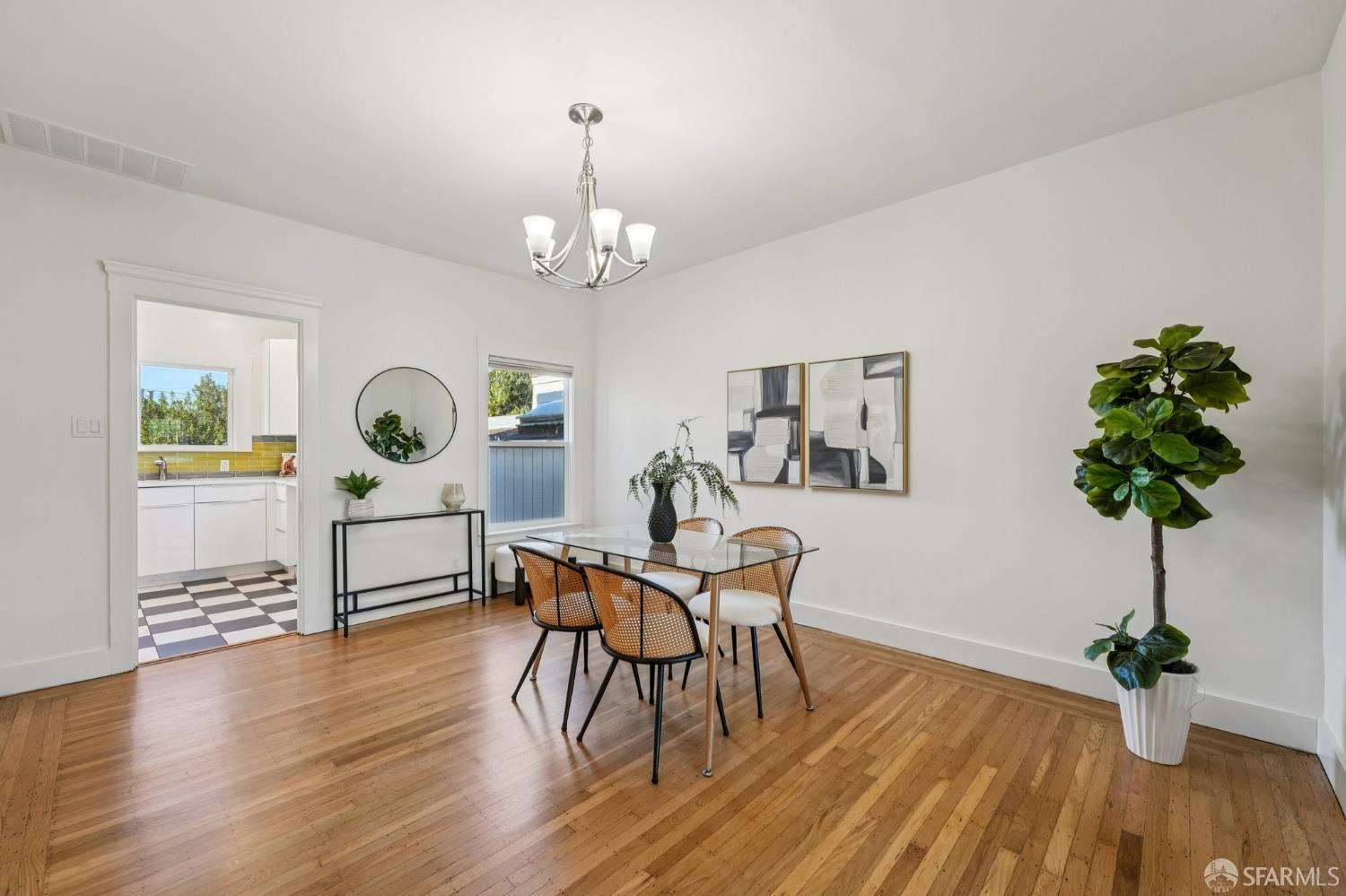 Detail Gallery Image 14 of 57 For 178 Allison St, San Francisco,  CA 94112 - 2 Beds | 1 Baths