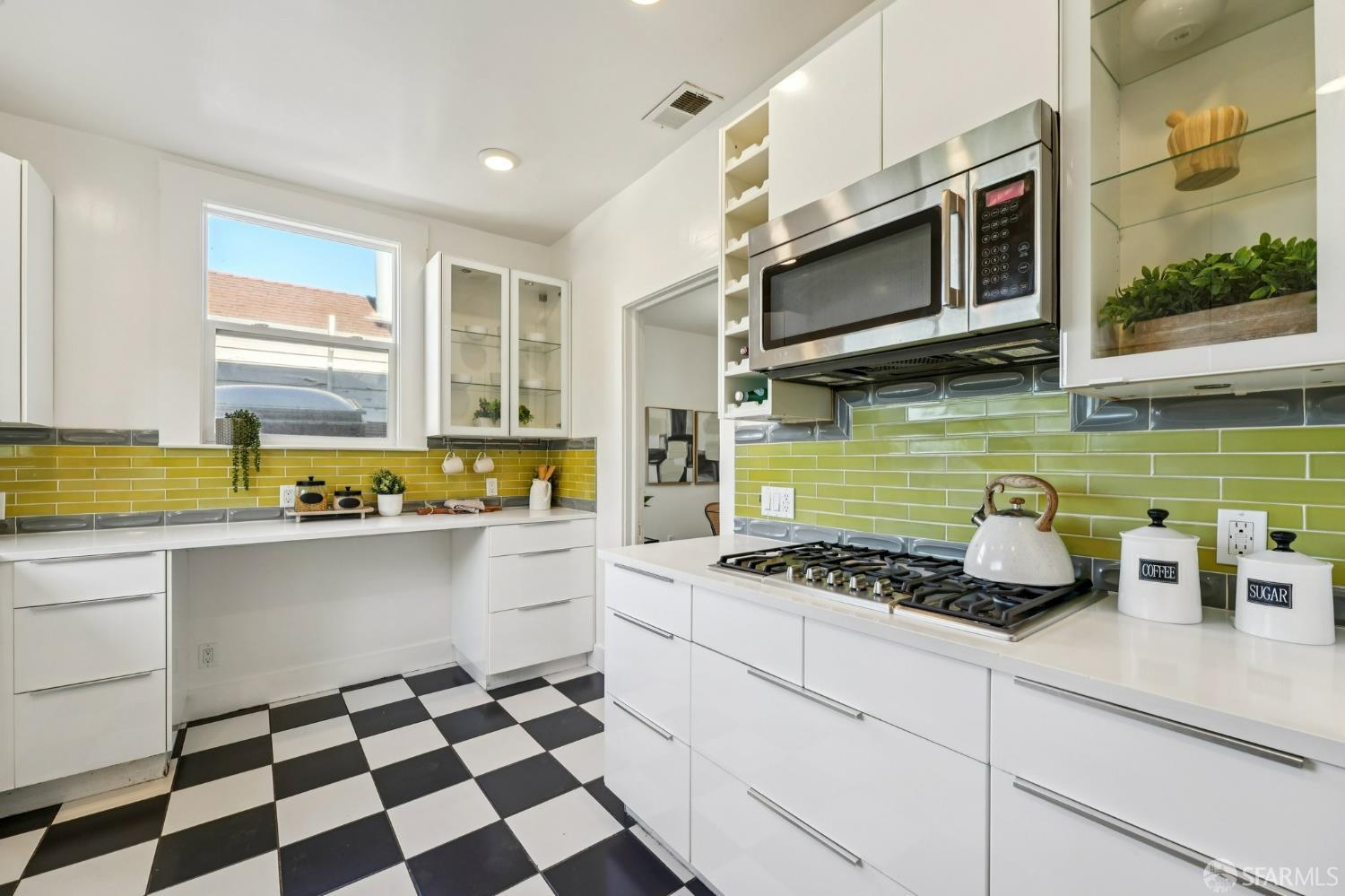 Detail Gallery Image 24 of 57 For 178 Allison St, San Francisco,  CA 94112 - 2 Beds | 1 Baths