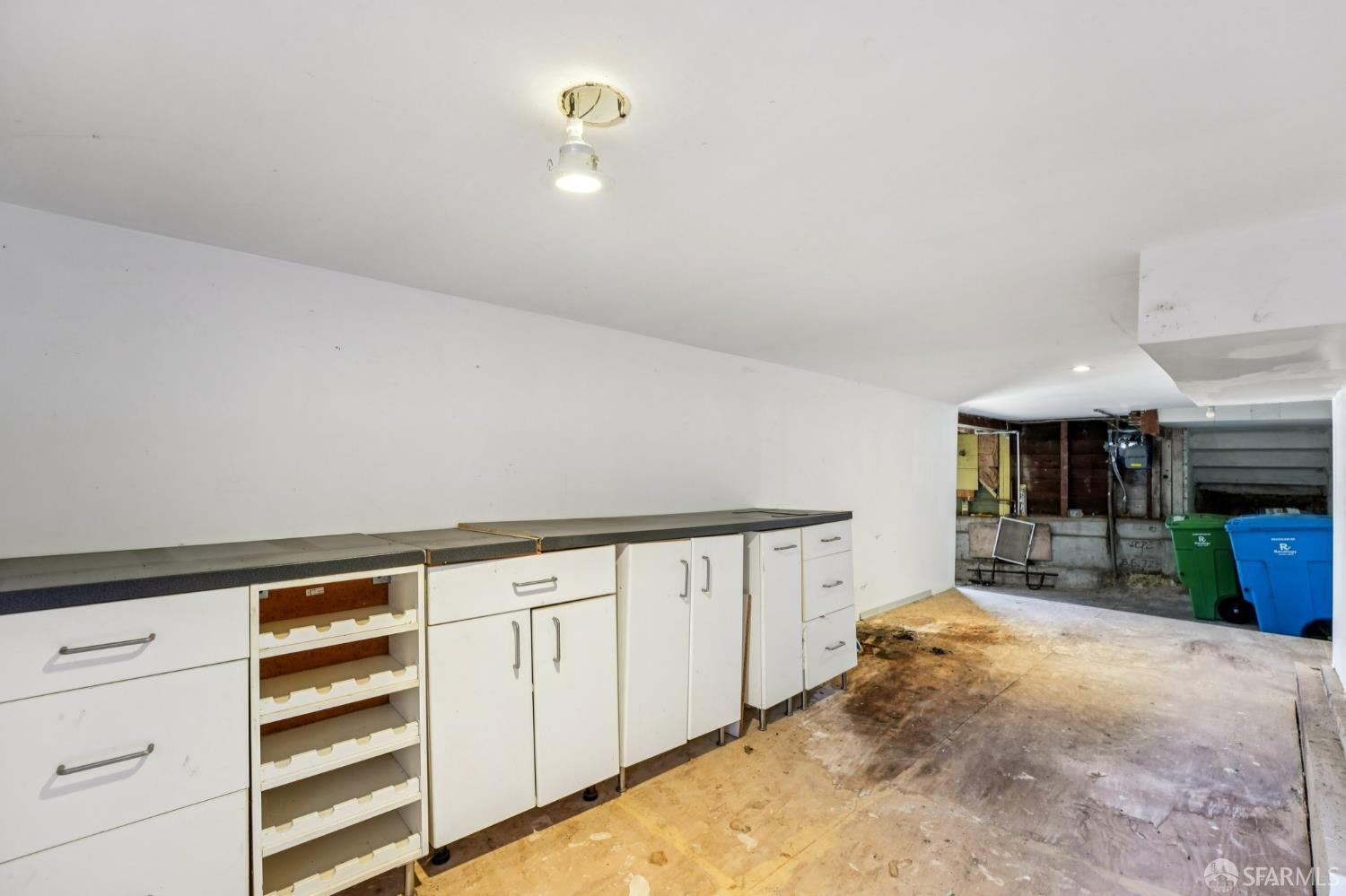 Detail Gallery Image 27 of 57 For 178 Allison St, San Francisco,  CA 94112 - 2 Beds | 1 Baths