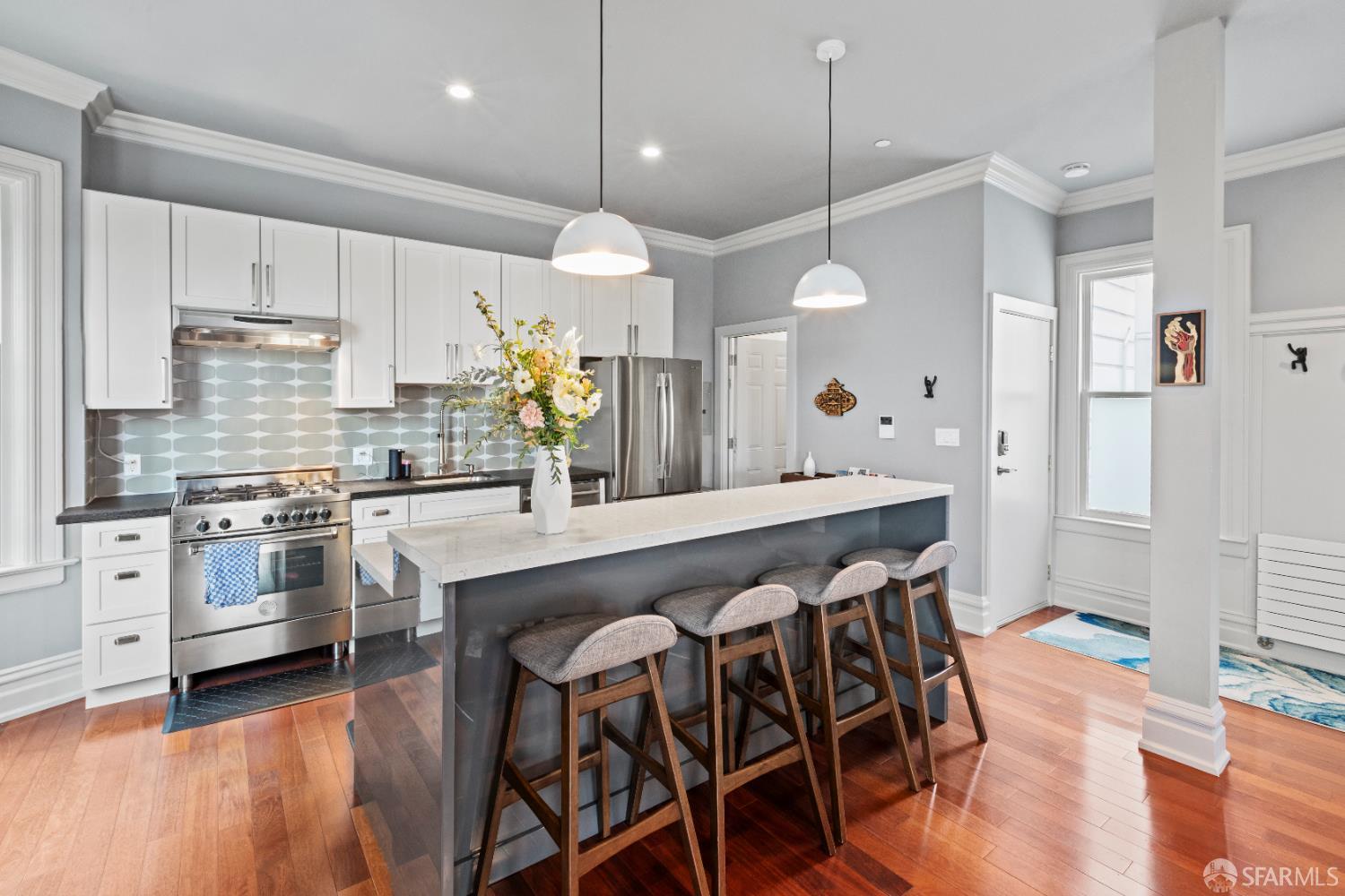 Detail Gallery Image 9 of 43 For 2893 24th St, San Francisco,  CA 94110 - 1 Beds | 1 Baths