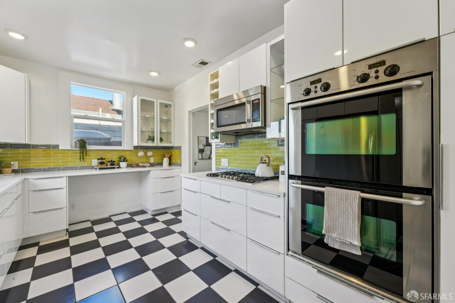 Detail Gallery Image 22 of 57 For 178 Allison St, San Francisco,  CA 94112 - 2 Beds | 1 Baths