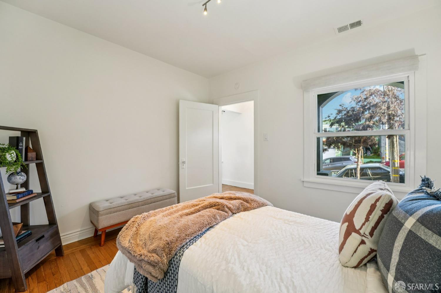 Detail Gallery Image 42 of 57 For 178 Allison St, San Francisco,  CA 94112 - 2 Beds | 1 Baths