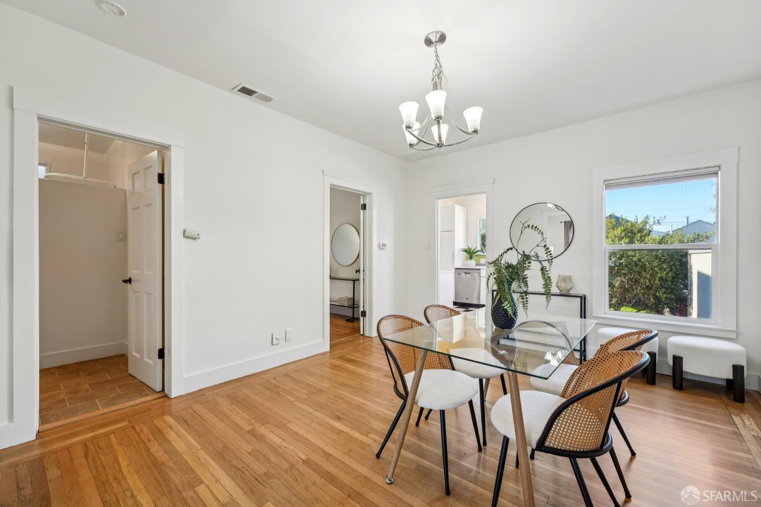 Detail Gallery Image 15 of 57 For 178 Allison St, San Francisco,  CA 94112 - 2 Beds | 1 Baths