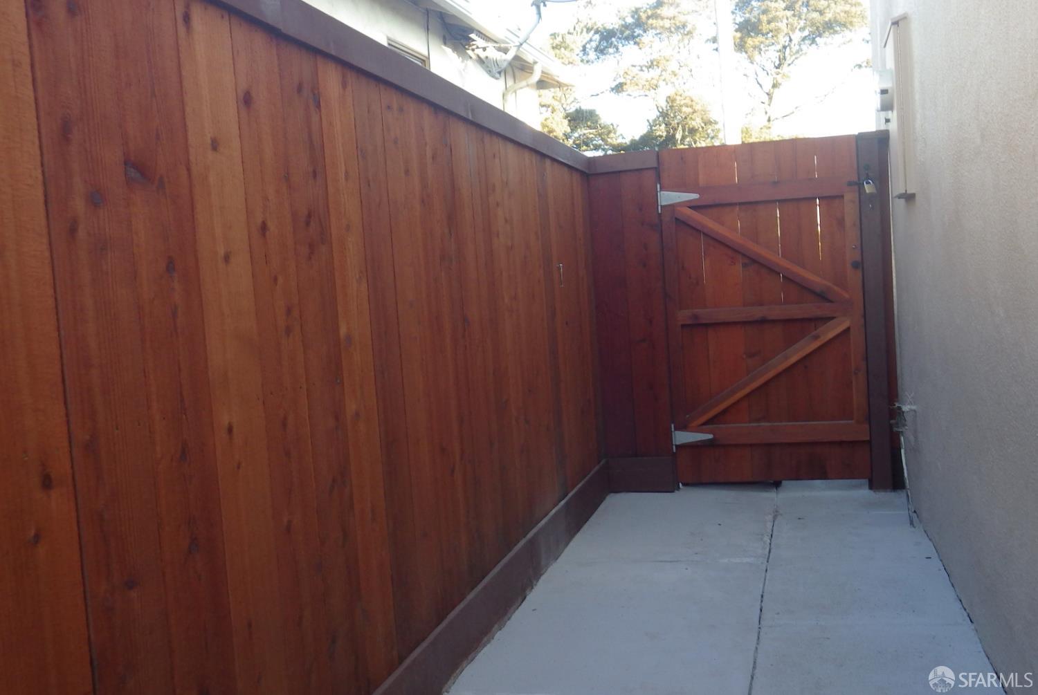 Detail Gallery Image 20 of 24 For 735 Maddux Dr, Daly City,  CA 94015 - 3 Beds | 1 Baths