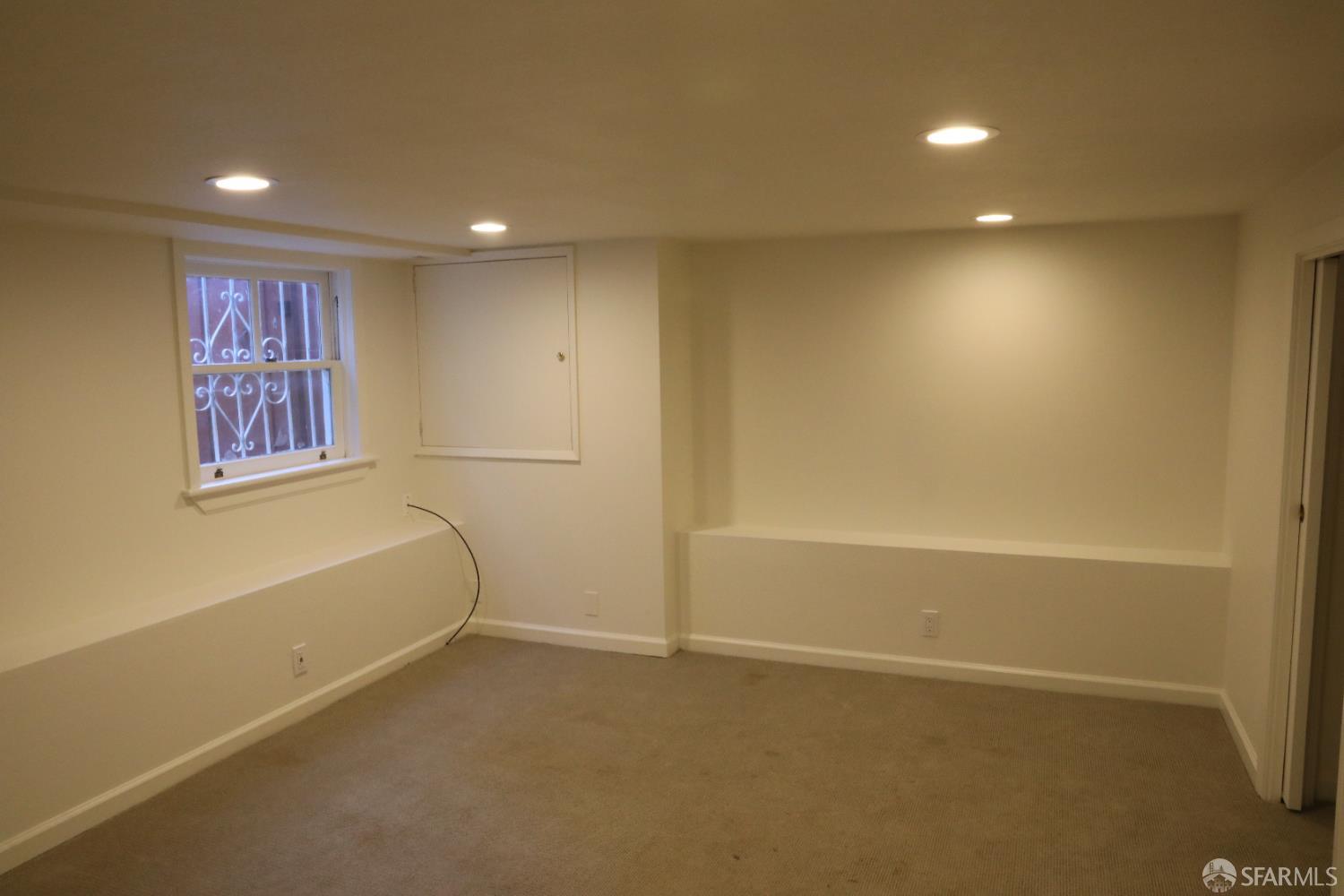 Detail Gallery Image 10 of 22 For 285 Moncada Way, San Francisco,  CA 94127 - 4 Beds | 2/1 Baths