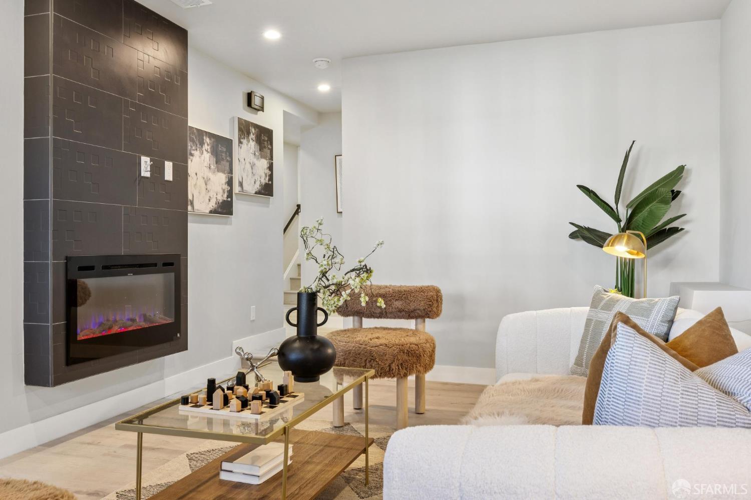 Detail Gallery Image 62 of 92 For 89 Naples St, San Francisco,  CA 94112 - 4 Beds | 3 Baths