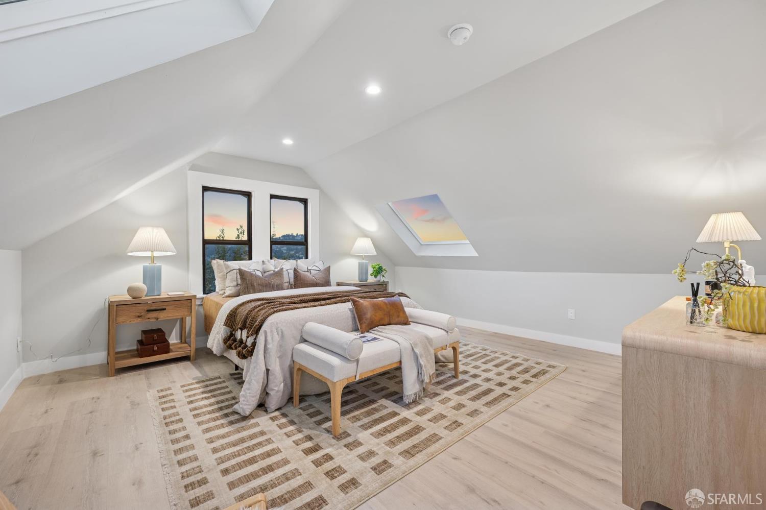 Detail Gallery Image 76 of 92 For 89 Naples St, San Francisco,  CA 94112 - 4 Beds | 3 Baths