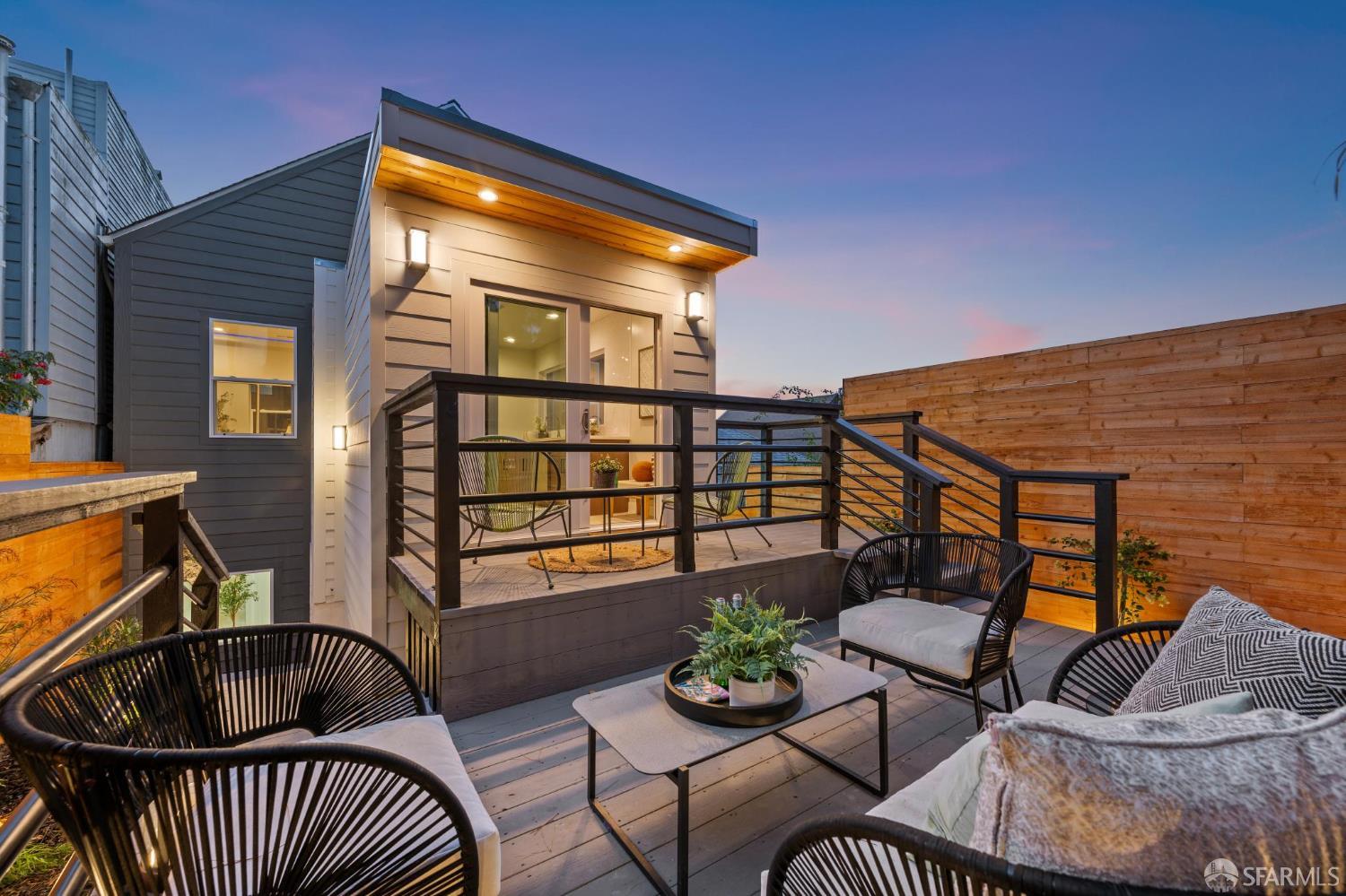 Detail Gallery Image 12 of 92 For 89 Naples St, San Francisco,  CA 94112 - 4 Beds | 3 Baths