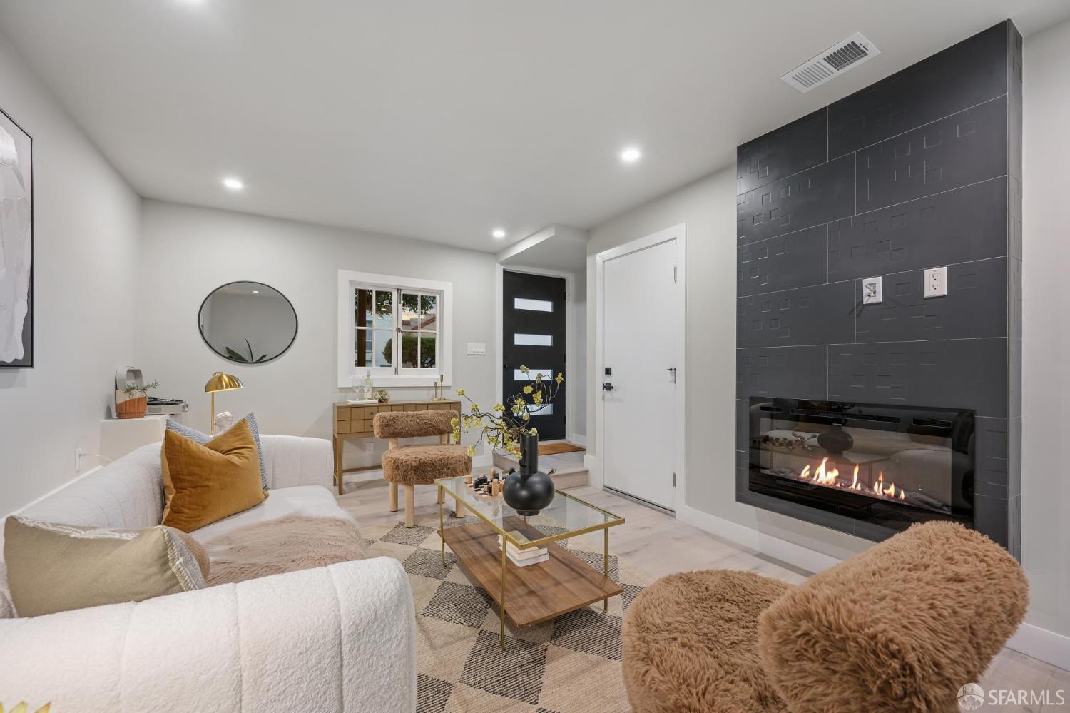 Detail Gallery Image 75 of 92 For 89 Naples St, San Francisco,  CA 94112 - 4 Beds | 3 Baths