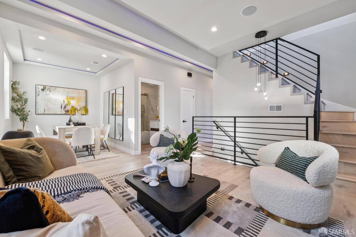 Detail Gallery Image 22 of 92 For 89 Naples St, San Francisco,  CA 94112 - 4 Beds | 3 Baths