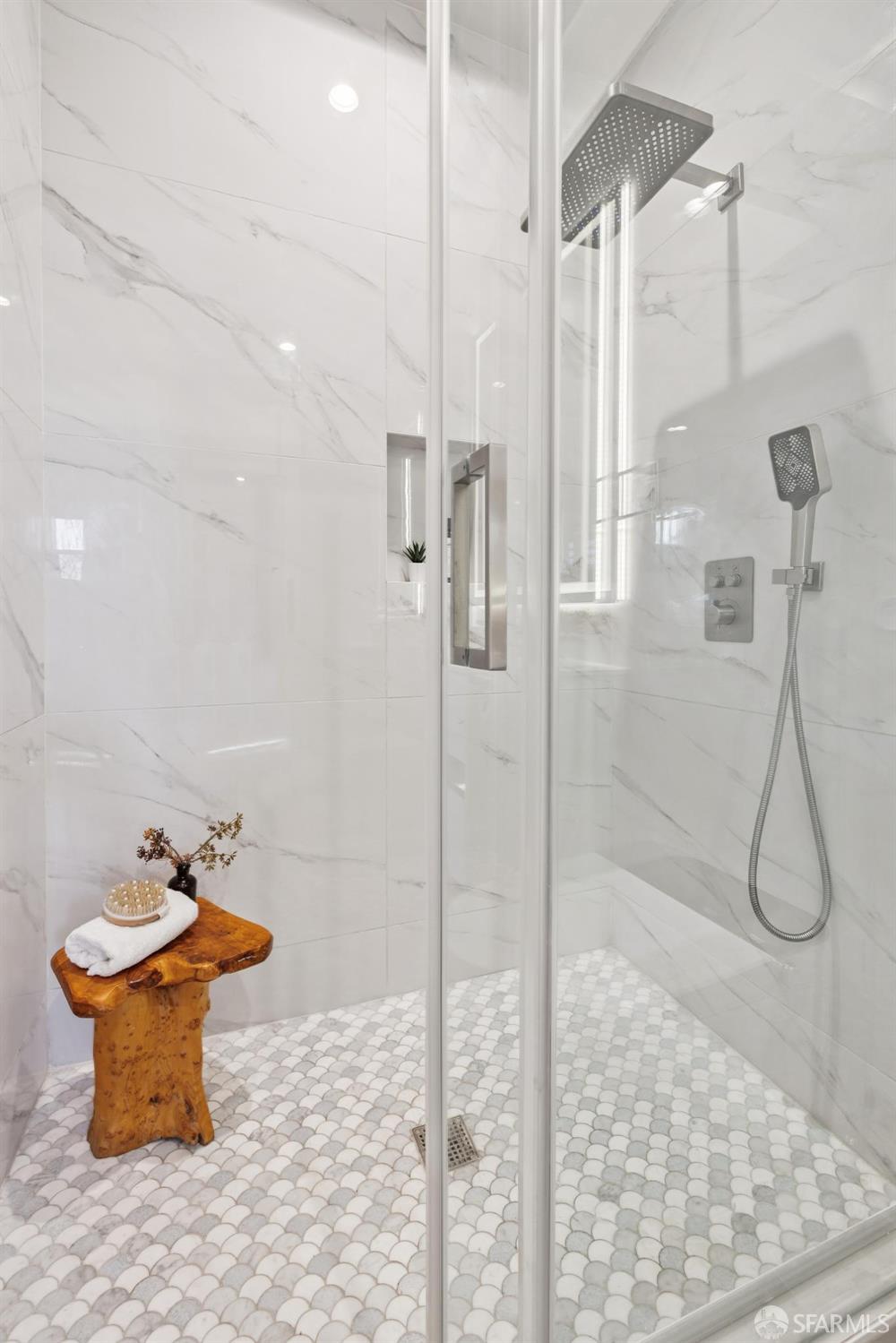 Detail Gallery Image 52 of 92 For 89 Naples St, San Francisco,  CA 94112 - 4 Beds | 3 Baths