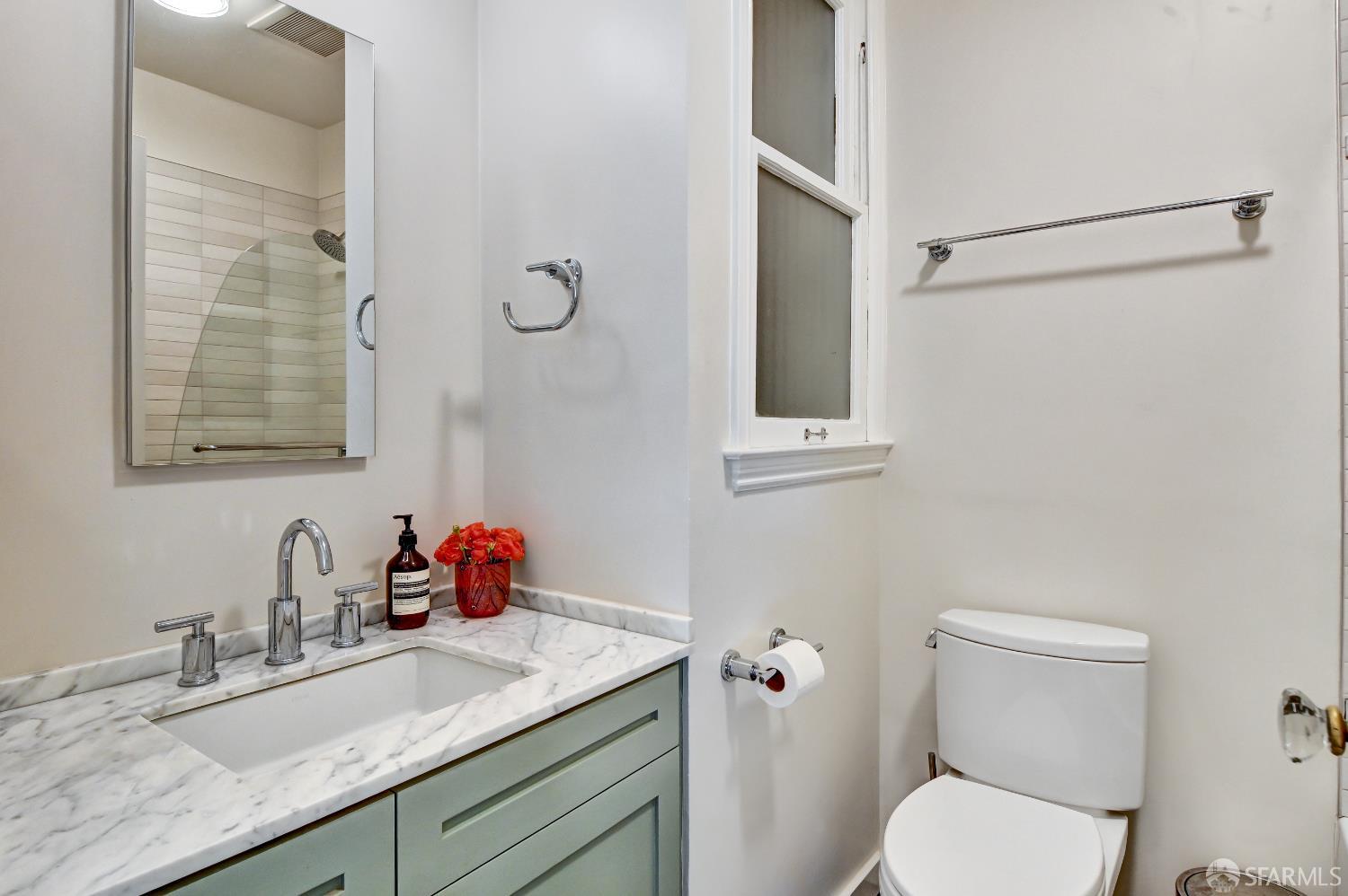 Detail Gallery Image 22 of 25 For 2299 Sacramento St #4,  San Francisco,  CA 94115 - 2 Beds | 2 Baths