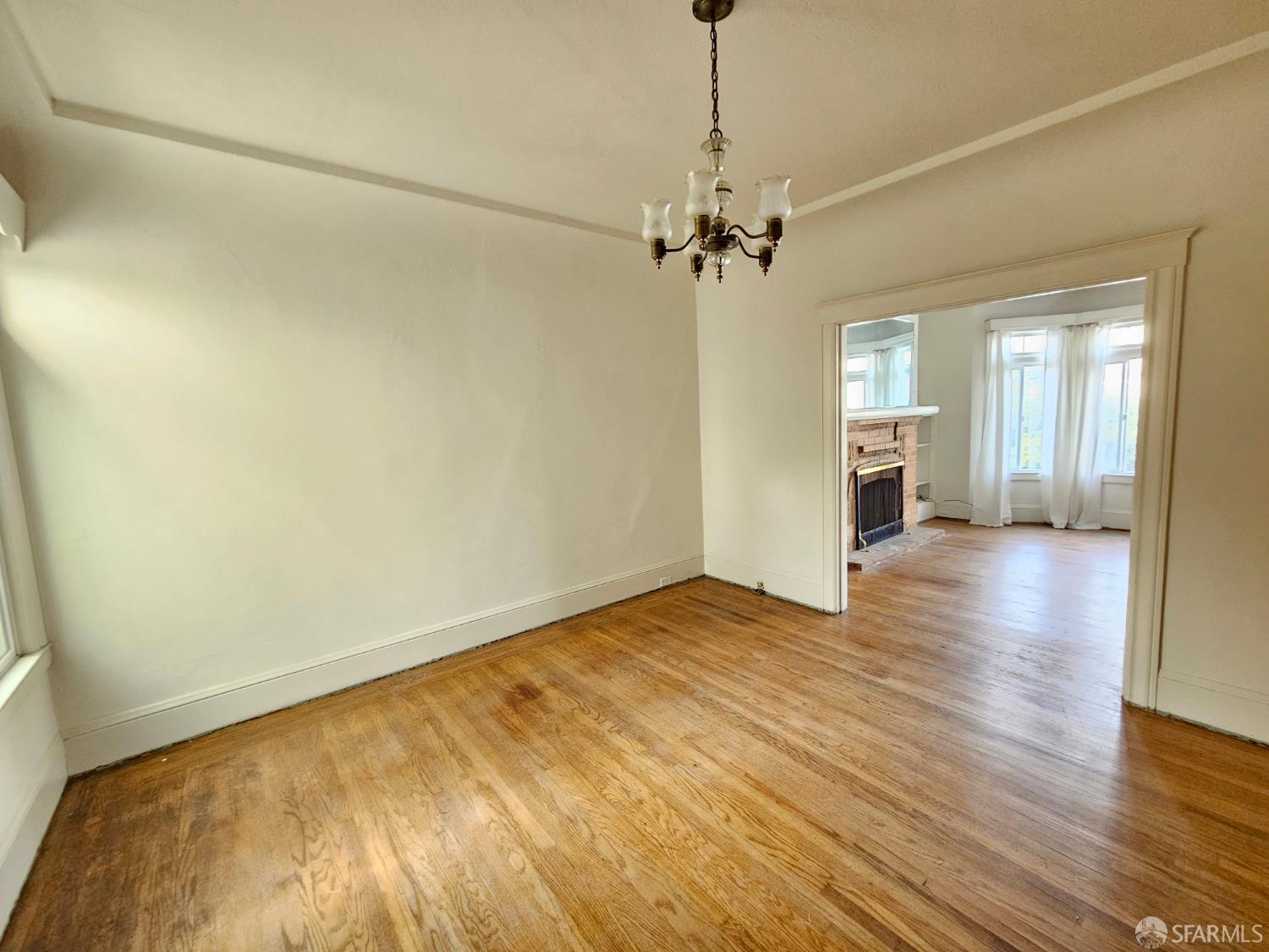 Detail Gallery Image 3 of 13 For 1362 25th Ave, San Francisco,  CA 94122 - – Beds | – Baths