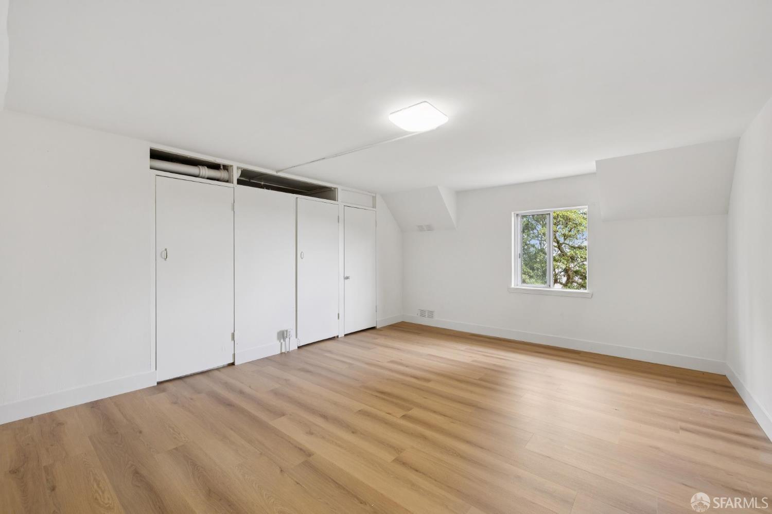 Detail Gallery Image 32 of 43 For 3711 Market St #B,  San Francisco,  CA 94131 - 2 Beds | 1 Baths