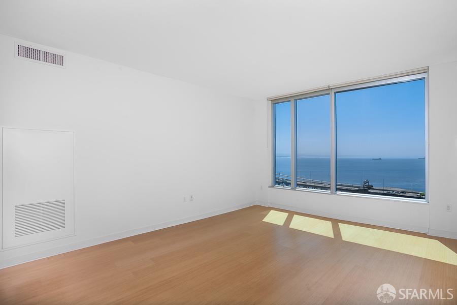 Detail Gallery Image 5 of 25 For 338 Spear St 29e,  San Francisco,  CA 94105 - 2 Beds | 2 Baths