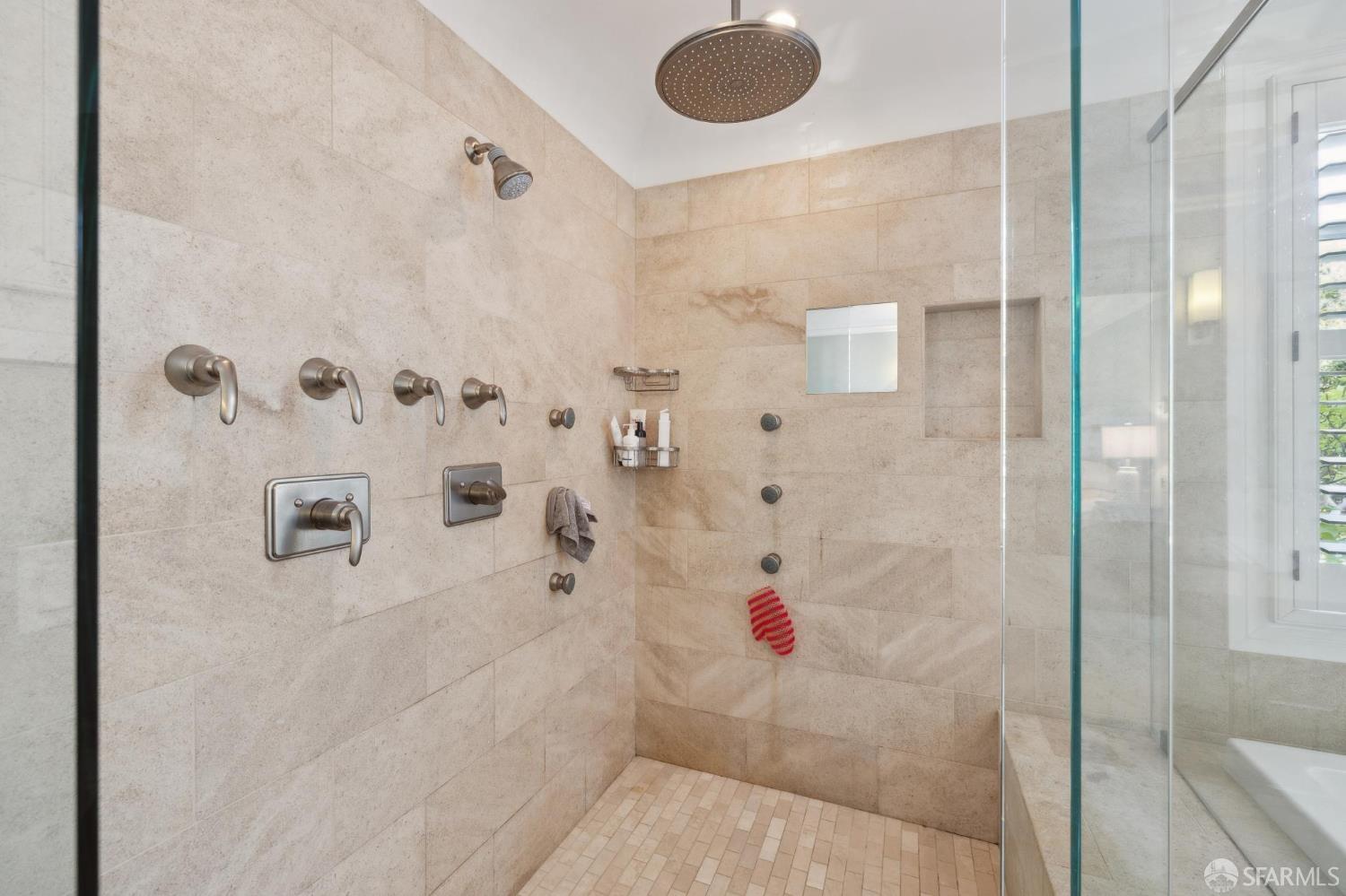 Detail Gallery Image 25 of 71 For 245 Alhambra St, San Francisco,  CA 94123 - 4 Beds | 3/1 Baths