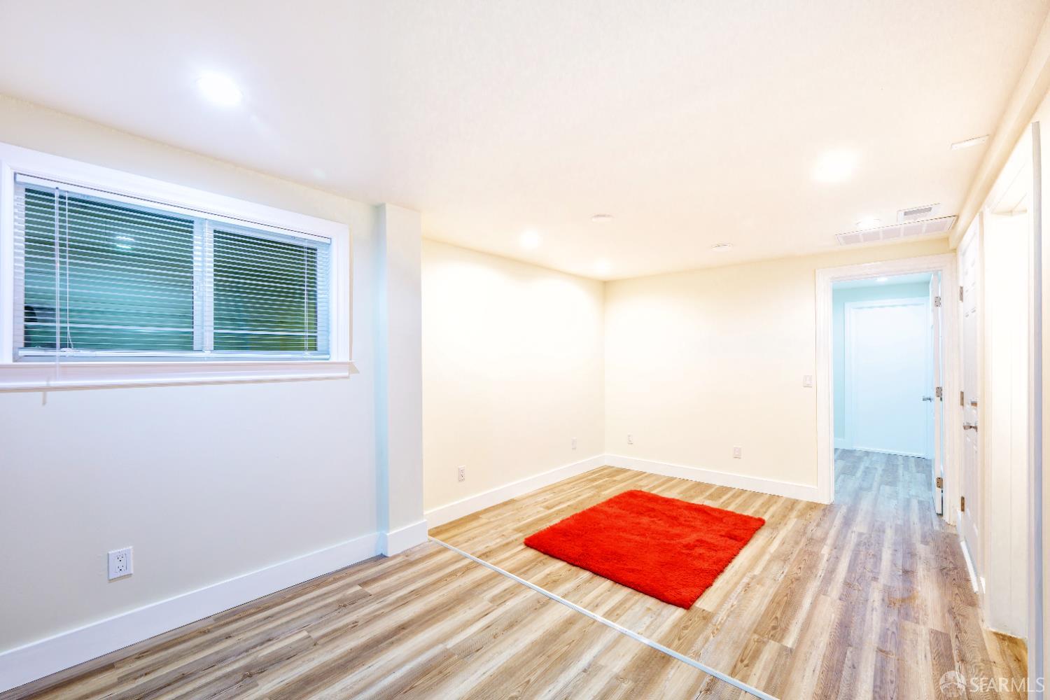 Detail Gallery Image 11 of 37 For 2371 30th Ave, San Francisco,  CA 94116 - 3 Beds | 1 Baths