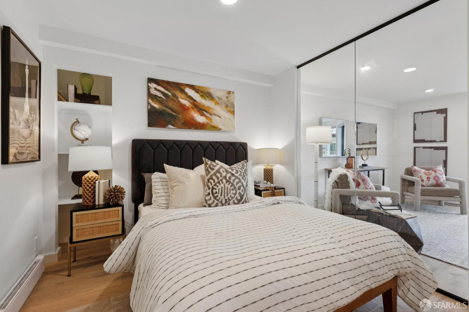 Detail Gallery Image 27 of 62 For 1624 Larkin St #4,  San Francisco,  CA 94109 - 1 Beds | 1 Baths