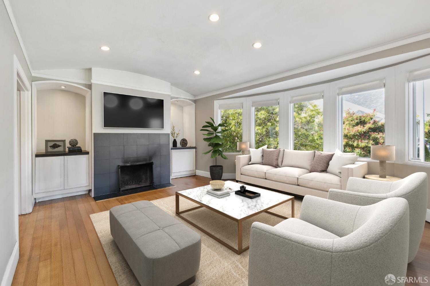 Detail Gallery Image 6 of 71 For 245 Alhambra St, San Francisco,  CA 94123 - 4 Beds | 3/1 Baths