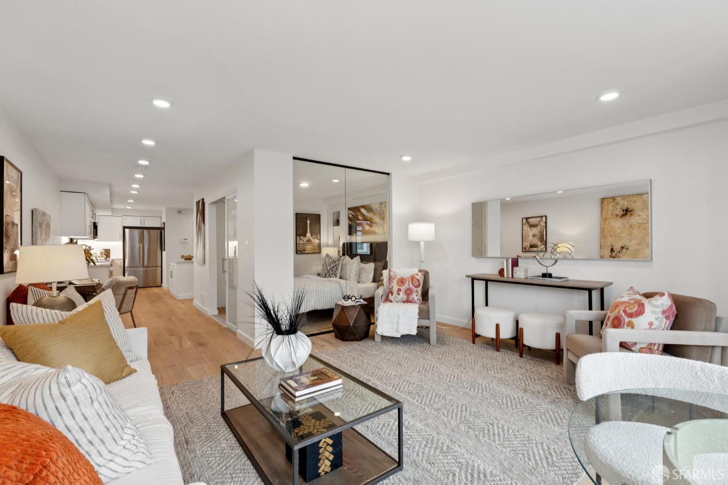 Detail Gallery Image 26 of 62 For 1624 Larkin St #4,  San Francisco,  CA 94109 - 1 Beds | 1 Baths