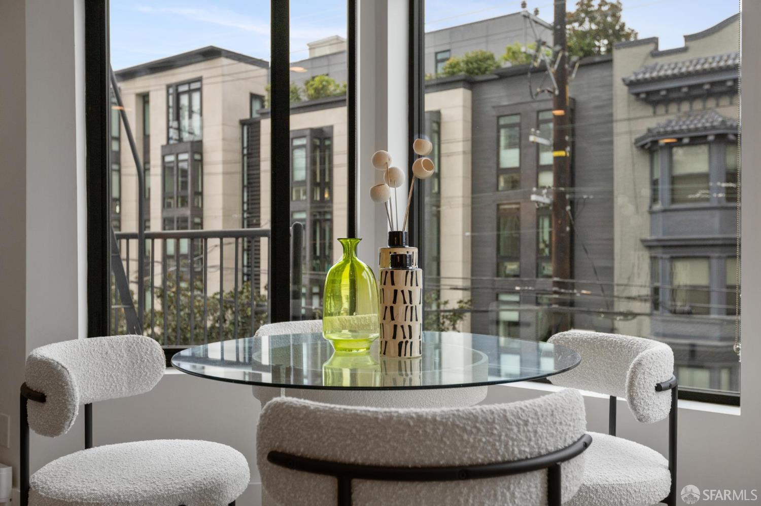 Detail Gallery Image 24 of 62 For 1624 Larkin St #4,  San Francisco,  CA 94109 - 1 Beds | 1 Baths