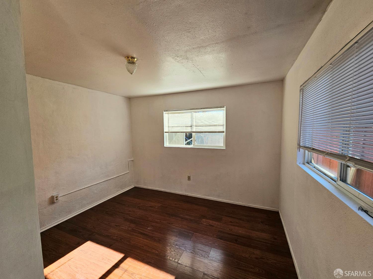 Detail Gallery Image 14 of 16 For 864 Lester Ave, Hayward,  CA 94541 - 3 Beds | 1 Baths