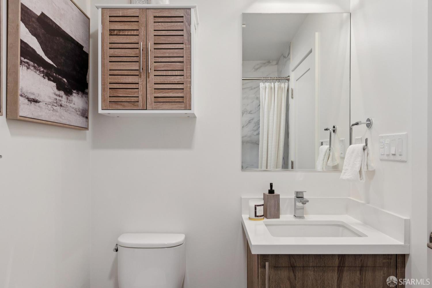 Detail Gallery Image 34 of 62 For 1624 Larkin St #4,  San Francisco,  CA 94109 - 1 Beds | 1 Baths
