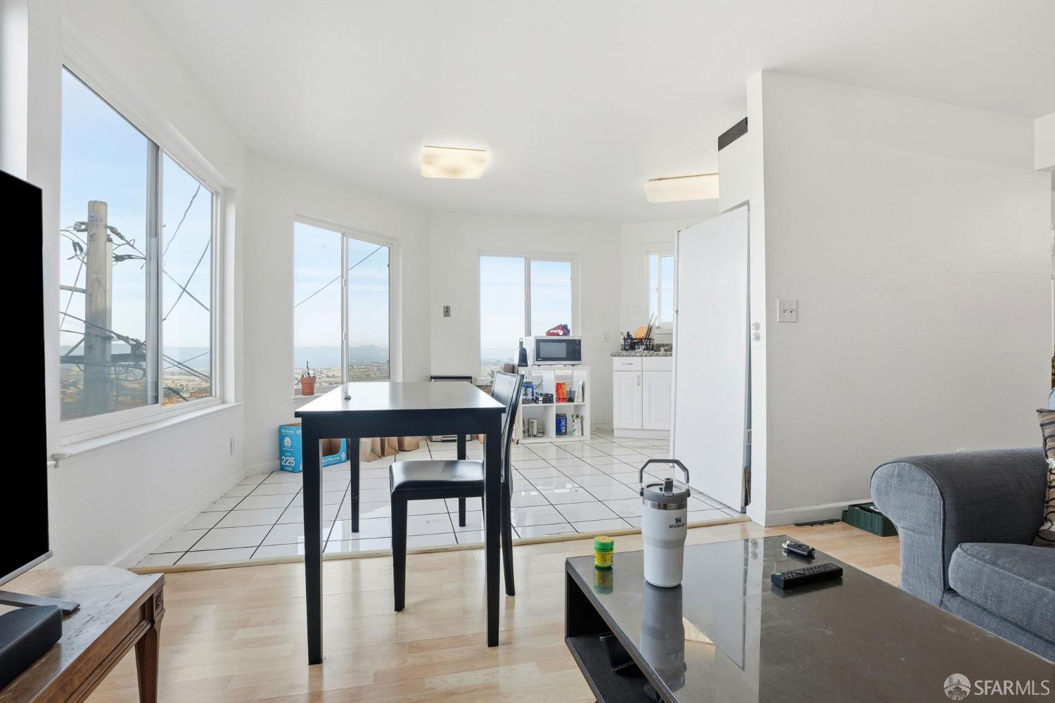 Detail Gallery Image 9 of 38 For 1831 Silliman St, San Francisco,  CA 94134 - 4 Beds | 3 Baths