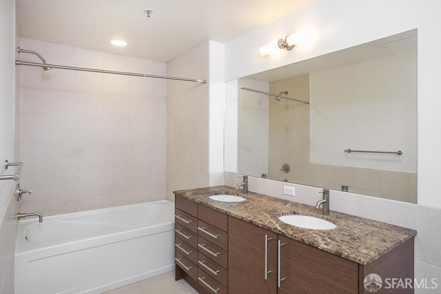 Detail Gallery Image 8 of 25 For 338 Spear St 29e,  San Francisco,  CA 94105 - 2 Beds | 2 Baths