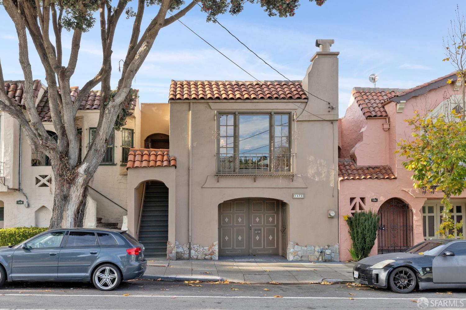 Detail Gallery Image 2 of 53 For 1472 Alemany Blvd, San Francisco,  CA 94112 - 2 Beds | 2 Baths