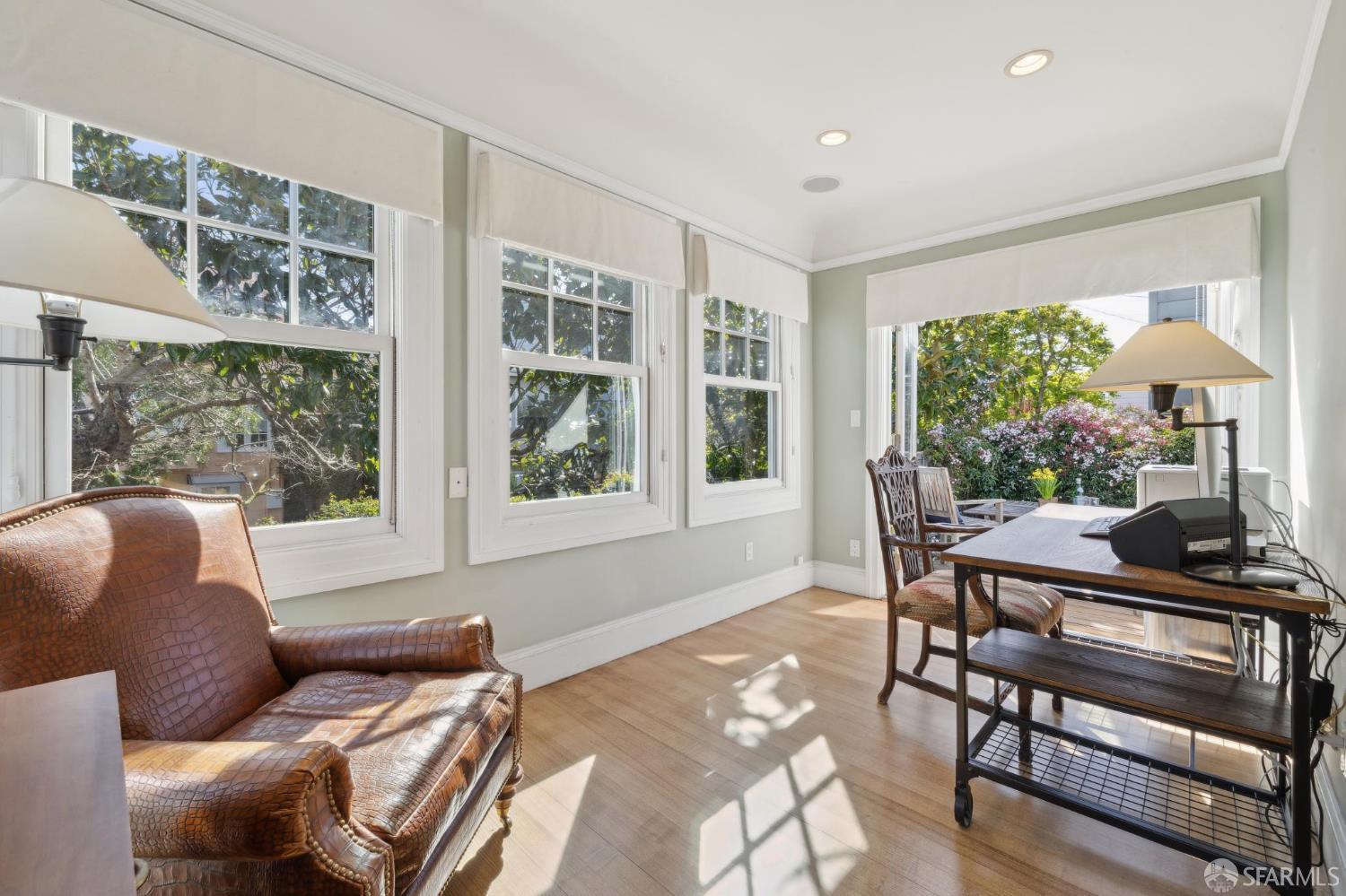 Detail Gallery Image 28 of 71 For 245 Alhambra St, San Francisco,  CA 94123 - 4 Beds | 3/1 Baths