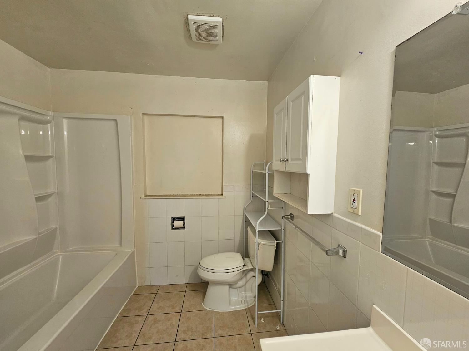 Detail Gallery Image 12 of 16 For 864 Lester Ave, Hayward,  CA 94541 - 3 Beds | 1 Baths