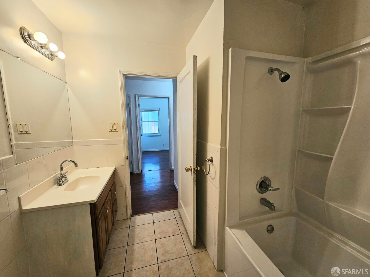 Detail Gallery Image 13 of 16 For 864 Lester Ave, Hayward,  CA 94541 - 3 Beds | 1 Baths