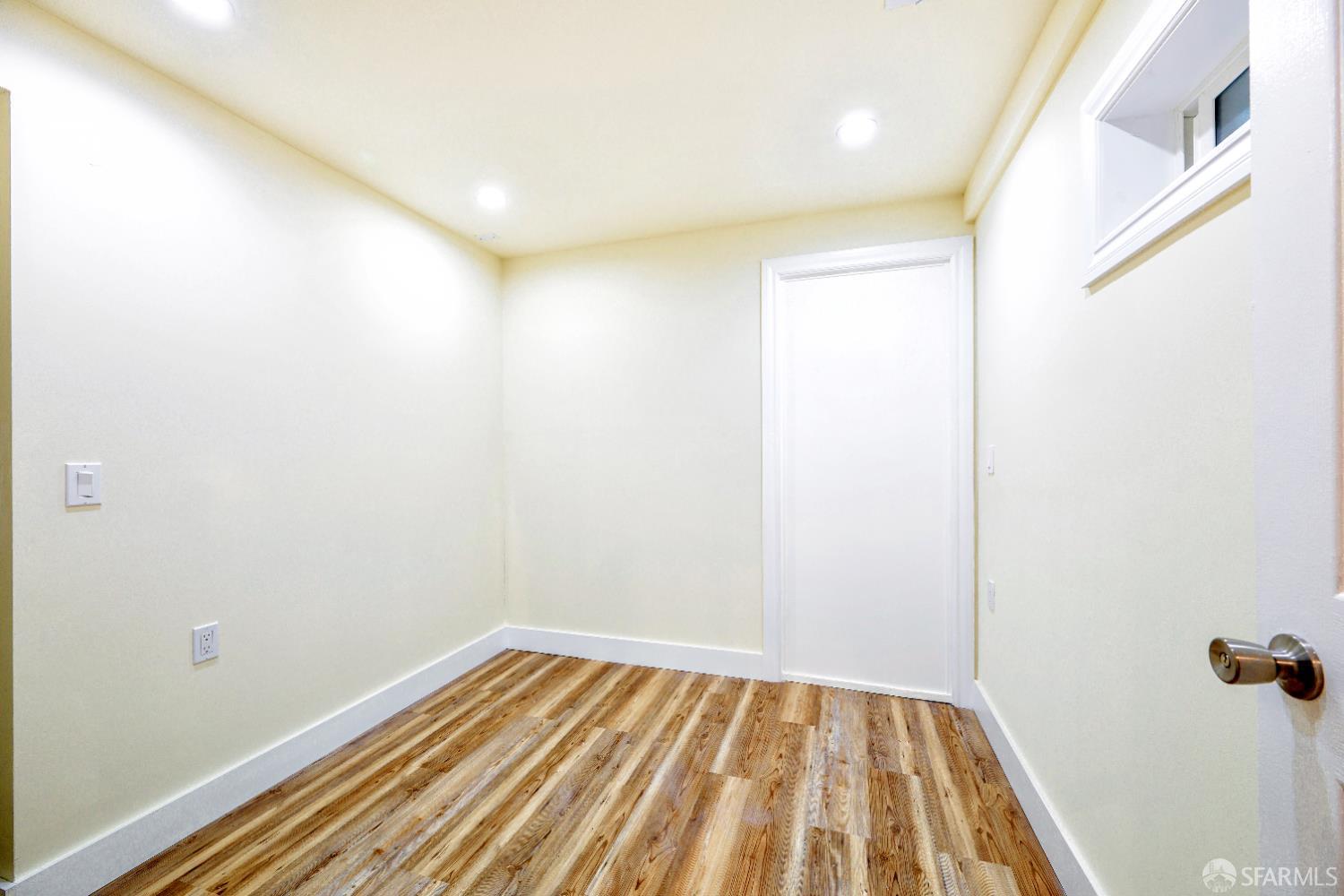 Detail Gallery Image 12 of 37 For 2371 30th Ave, San Francisco,  CA 94116 - 3 Beds | 1 Baths