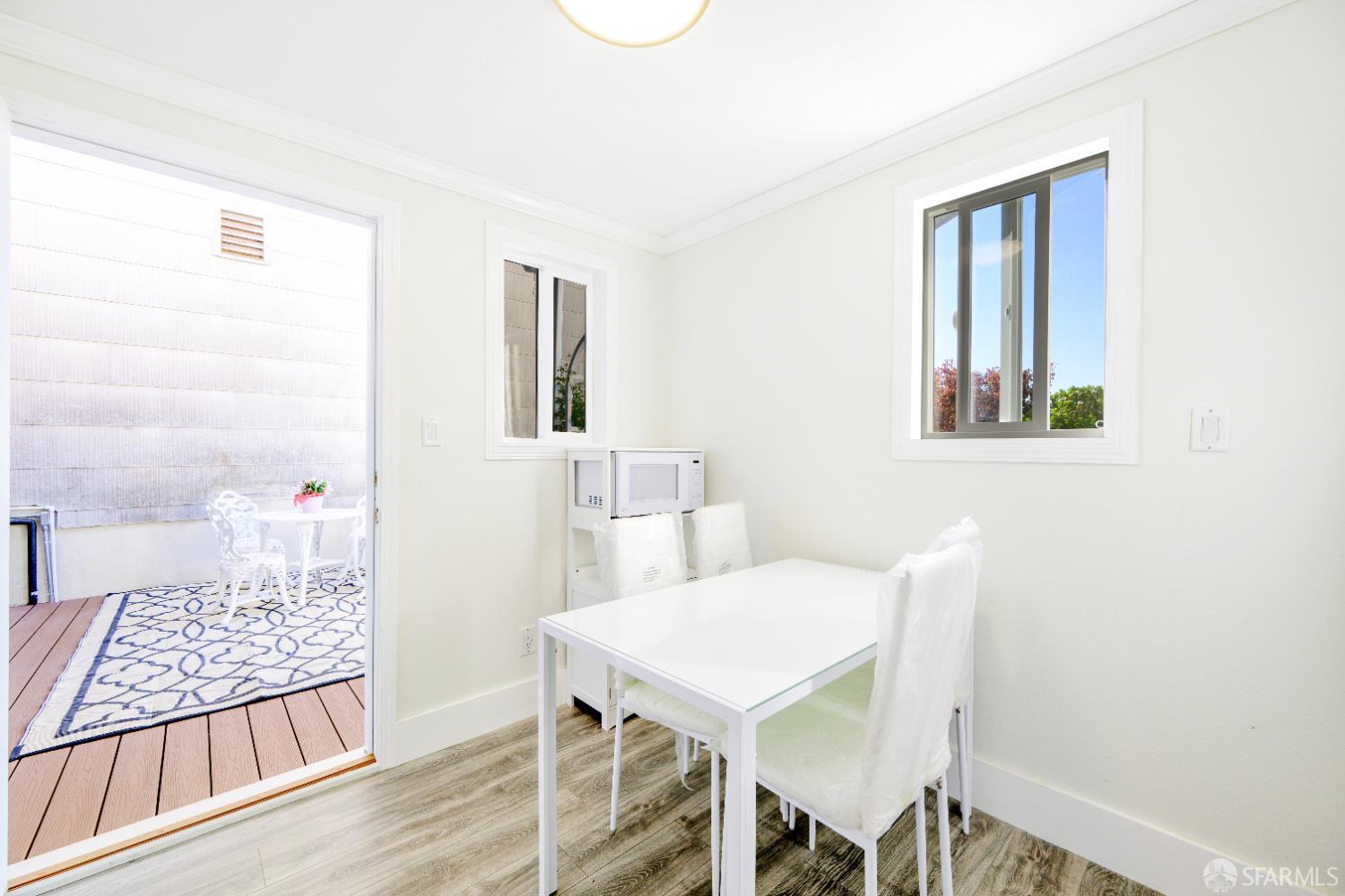 Detail Gallery Image 6 of 37 For 2371 30th Ave, San Francisco,  CA 94116 - 3 Beds | 1 Baths