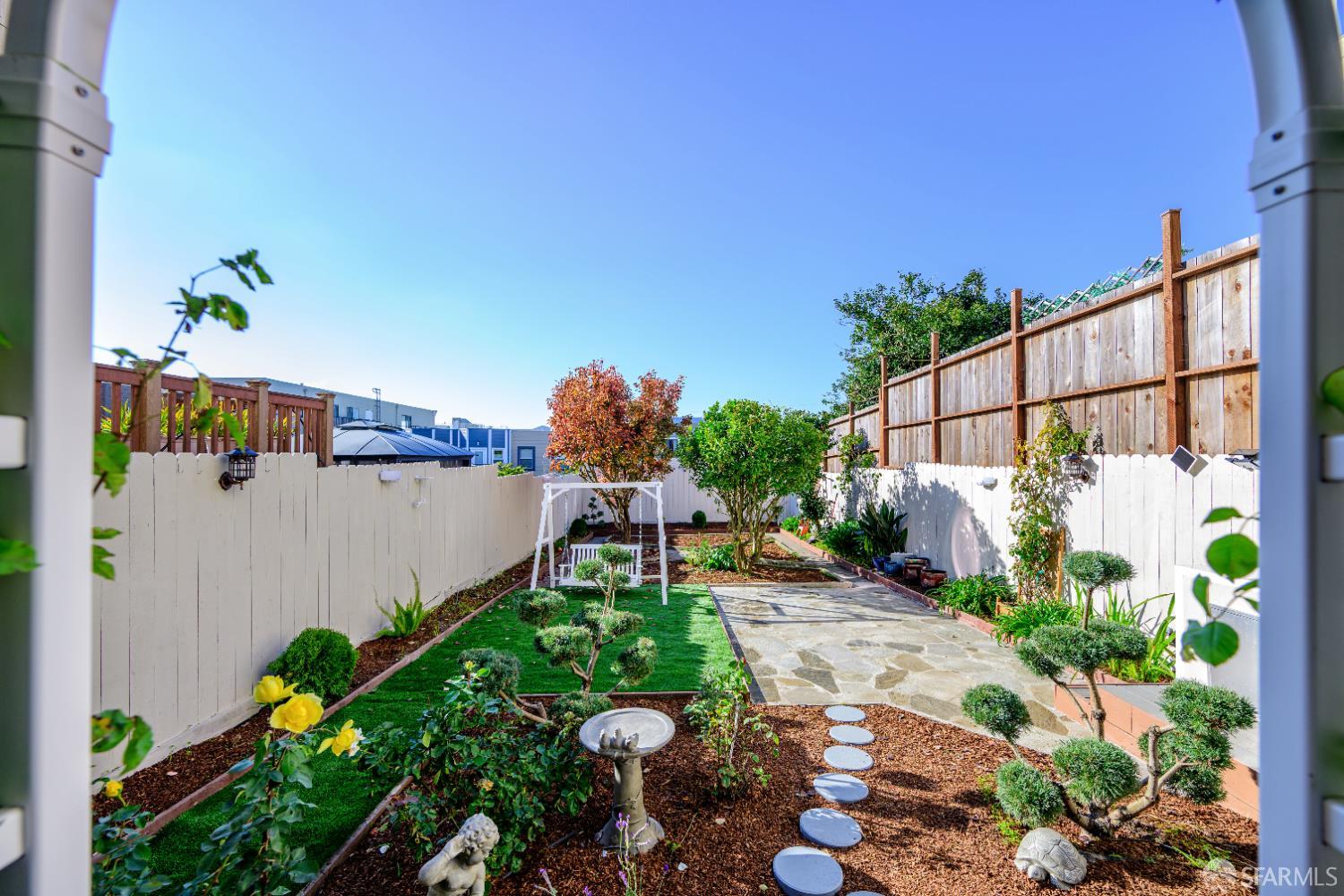 Detail Gallery Image 26 of 37 For 2371 30th Ave, San Francisco,  CA 94116 - 3 Beds | 1 Baths