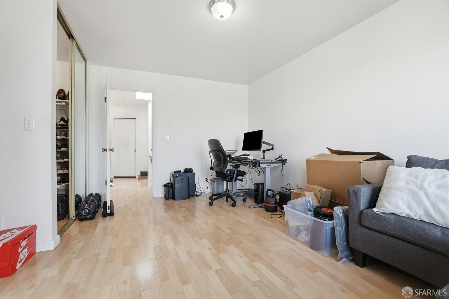 Detail Gallery Image 17 of 38 For 1831 Silliman St, San Francisco,  CA 94134 - 4 Beds | 3 Baths