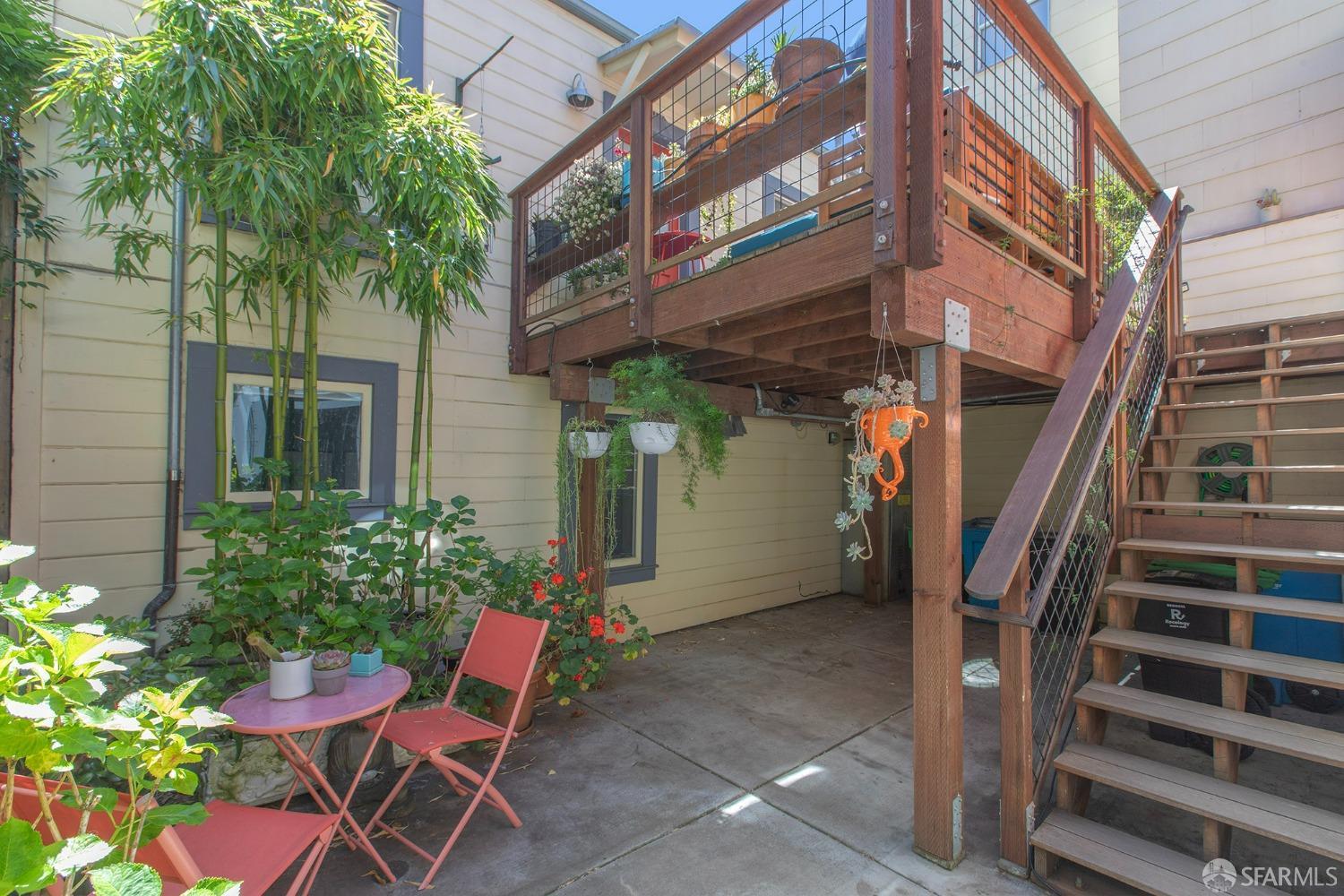 Detail Gallery Image 3 of 41 For 328 Harriet St, San Francisco,  CA 94103 - 2 Beds | 2 Baths
