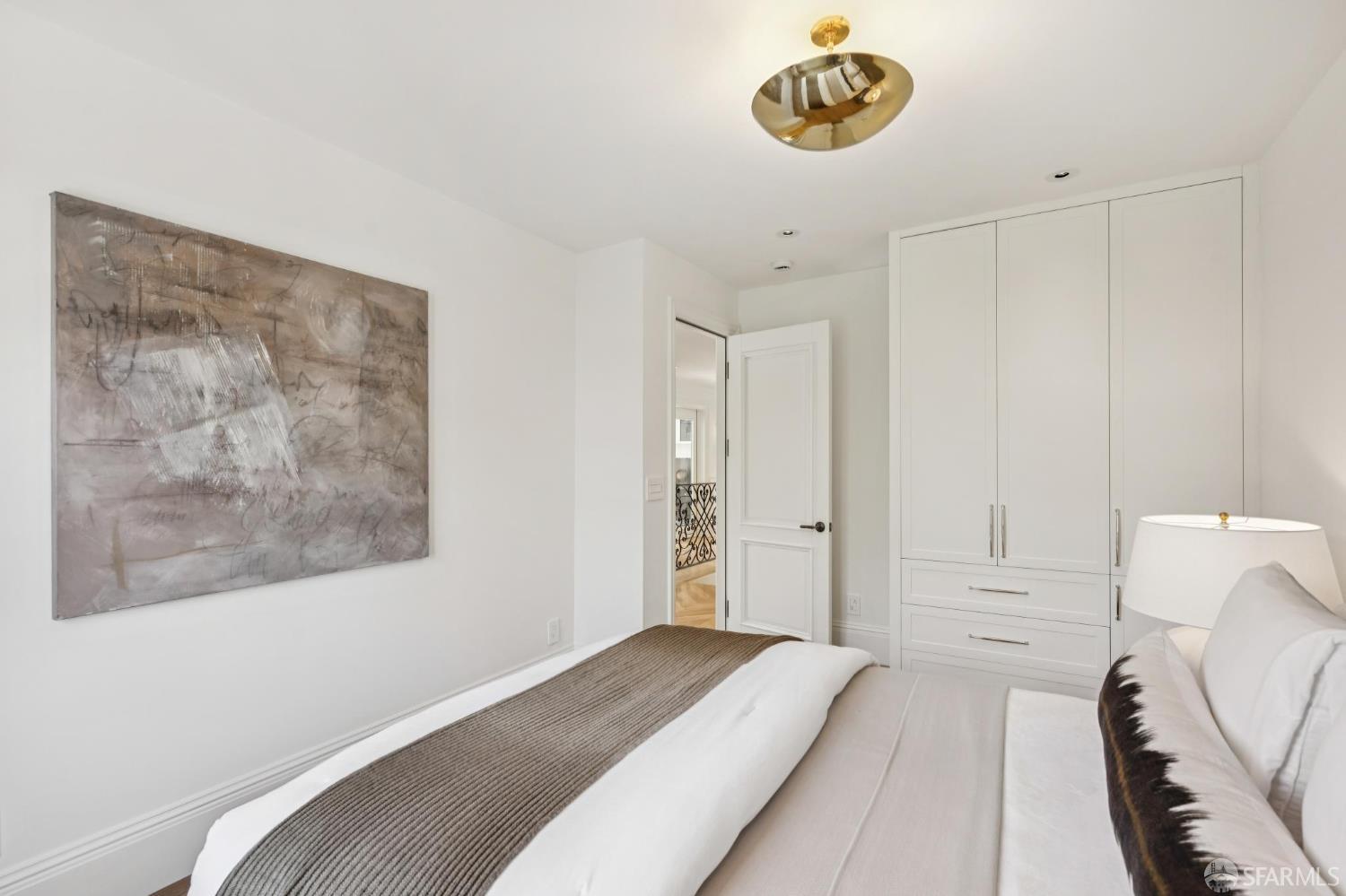 Detail Gallery Image 43 of 94 For 3300 Jackson St, San Francisco,  CA 94118 - 5 Beds | 6/2 Baths