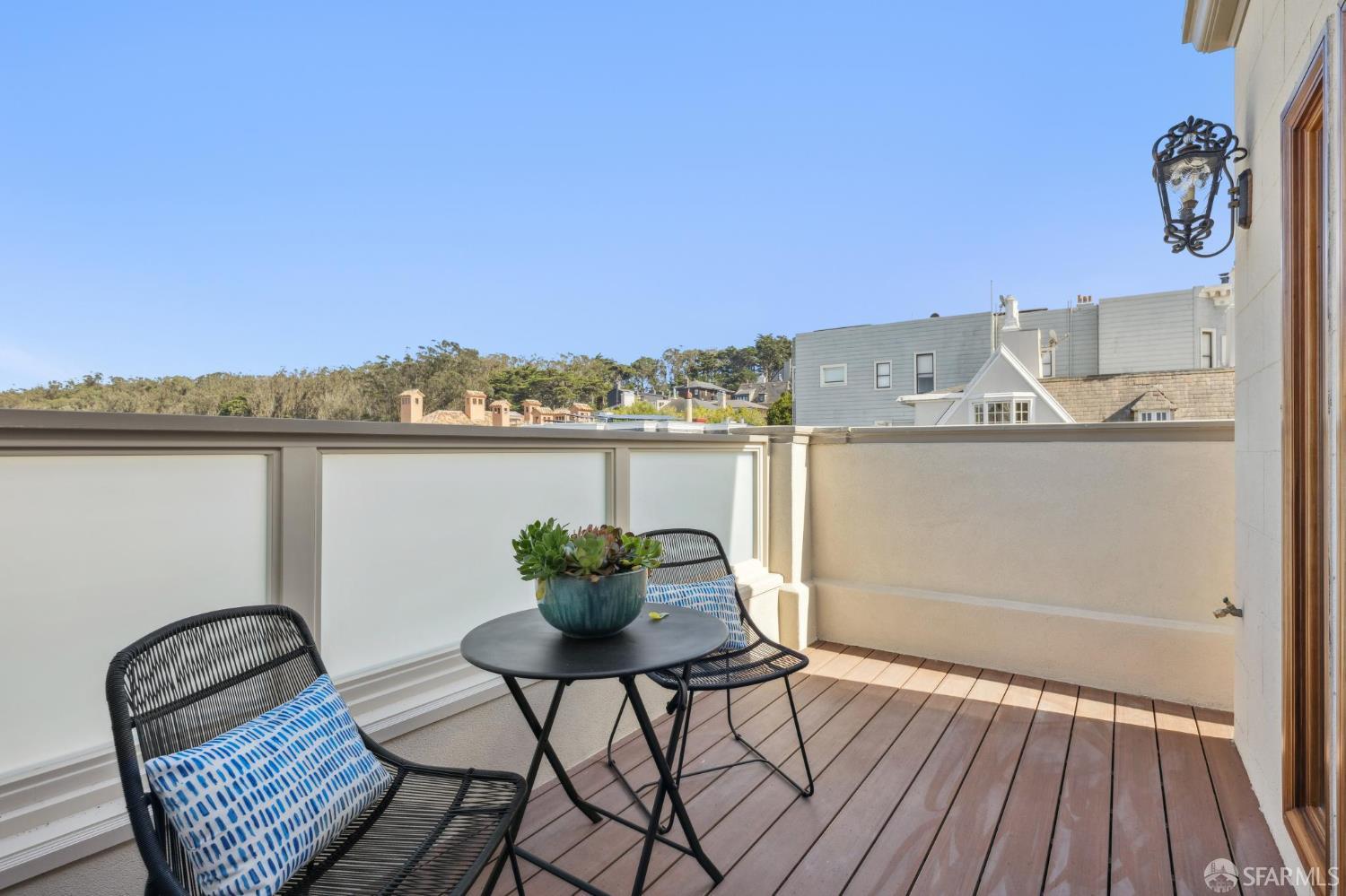 Detail Gallery Image 65 of 94 For 3300 Jackson St, San Francisco,  CA 94118 - 5 Beds | 6/2 Baths