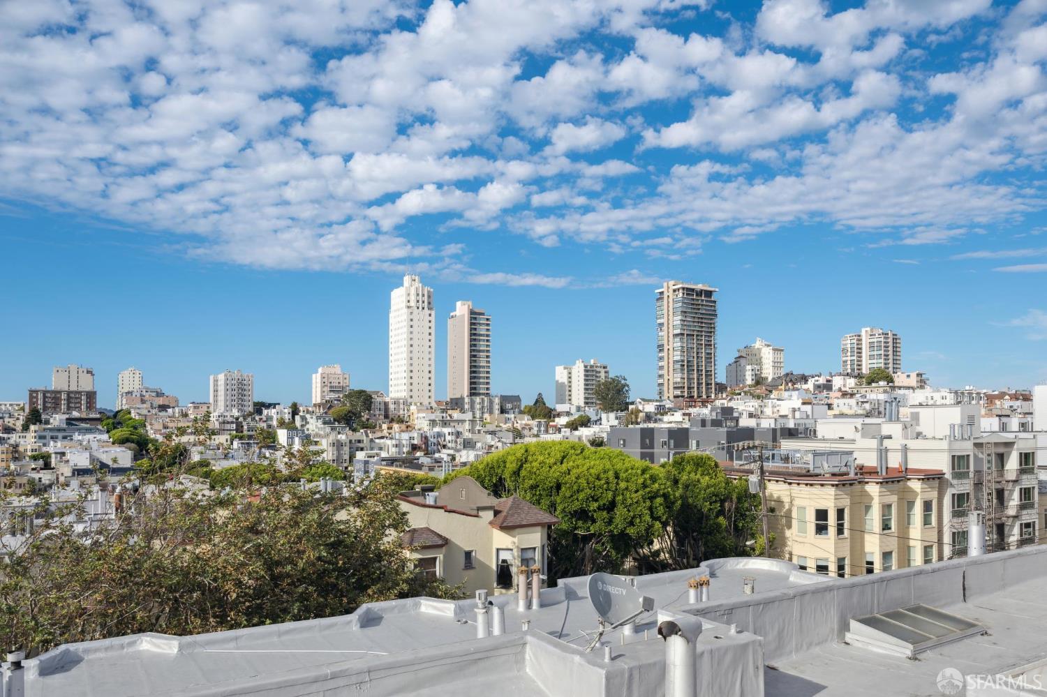 Detail Gallery Image 11 of 33 For 1449 Hyde St #2,  San Francisco,  CA 94109 - 1 Beds | 1 Baths